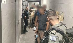 الاحتلال يعتقل 23 عاملا من الضفة في طبريا