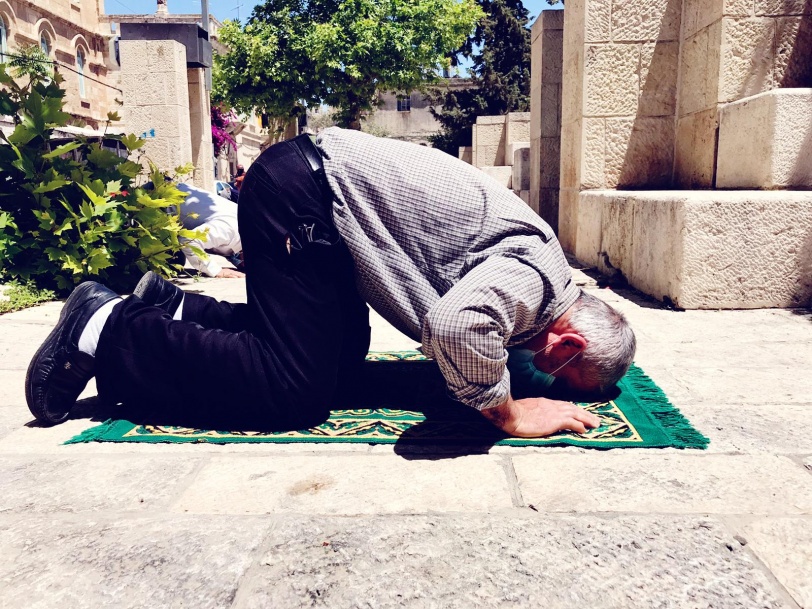 كورونا تغيب مظاهر الجمعة الثالثة من شهر رمضان عن القدس