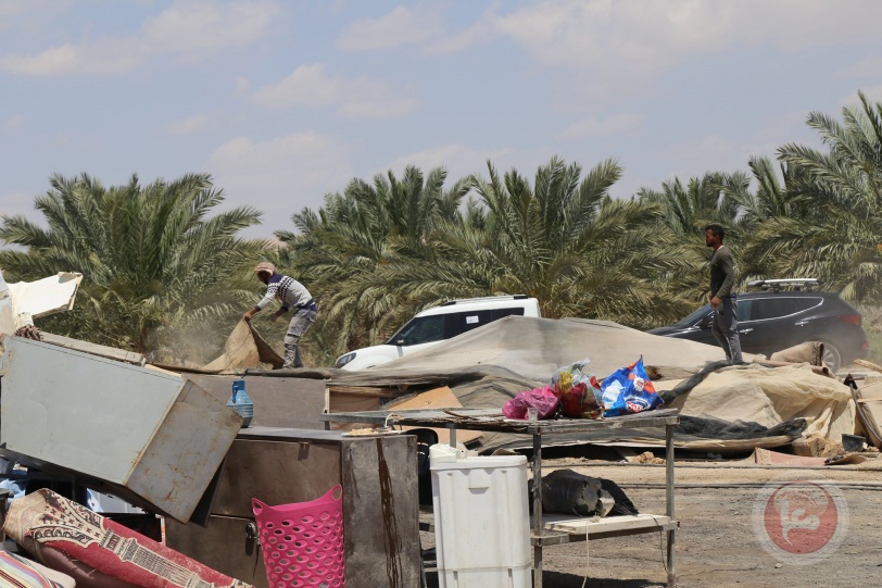 الاحتلال يهدم 5 خيام وبركسين  شرق  اريحا
