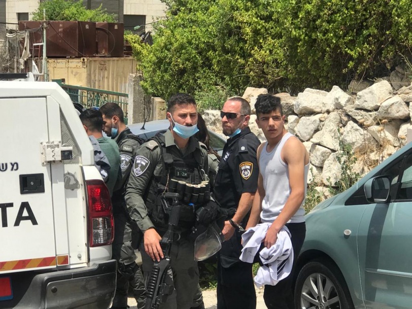 الاحتلال يعتقل 4 مواطنين من القدس