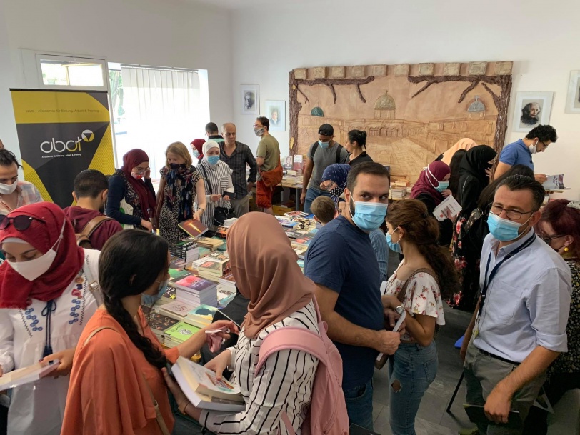 صدى واسع وحضور ملفت بمعرض برلين للكتاب العربي في المانيا