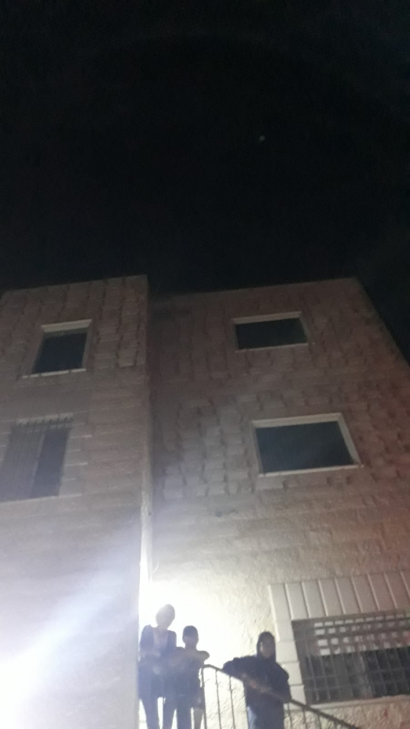مصرع فتى في الخليل إثر سقوطه من علو