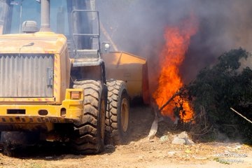 الاحتلال يهدد بالرد بقوة - اندلاع 17 حريقا بمستوطنات الغلاف