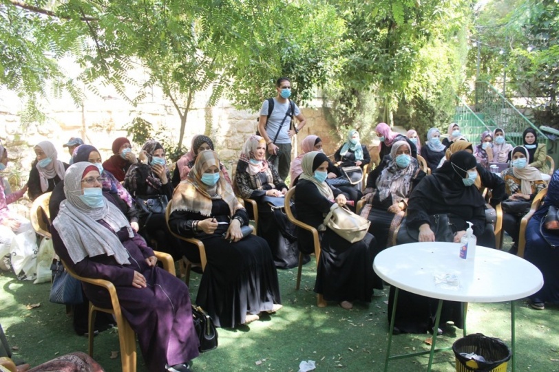 المؤسسة التعليمية العربية تنظم ورشة عمل لسيدات المناطق المغلقة بالخليل 