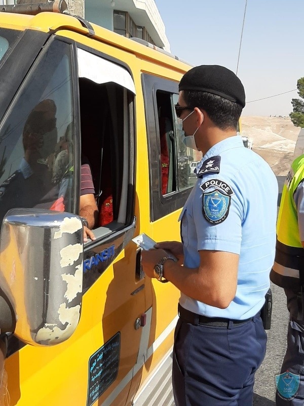 بالصور.. الشرطة تكثف جهودها لكسر منحنى وباء  كورونا