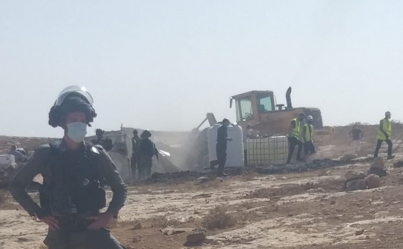 الاحتلال يهدم غرف سكنية ويشرد اطفال جنوب الخليل