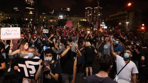 اعتقالات وعنف- تظاهرات ضد نتنياهو في عشرات المواقع
