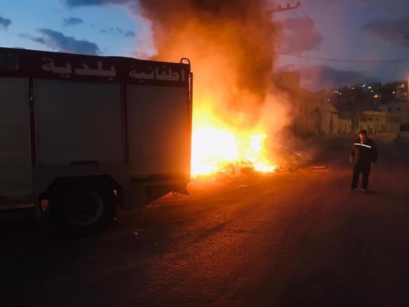 اطفائية بلدية الخليل تسيطر على حريق هدد محطة محروقات