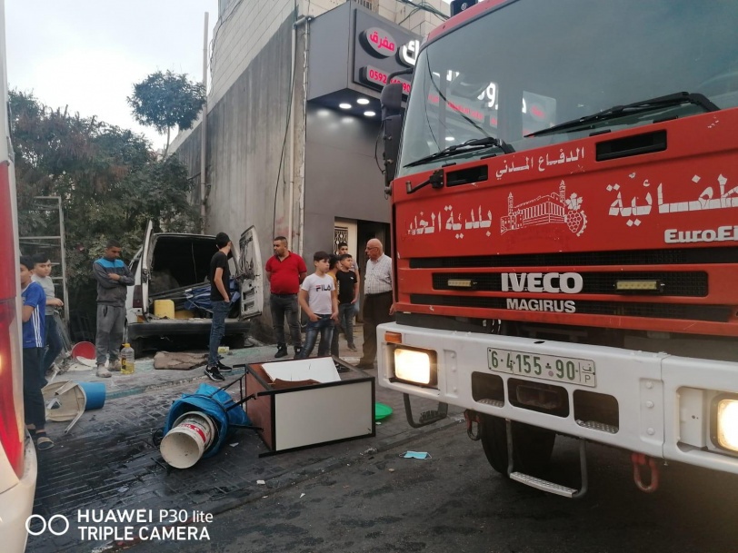 اخماد نيران اندلعت في منزل بالخليل بسبب الاهمال