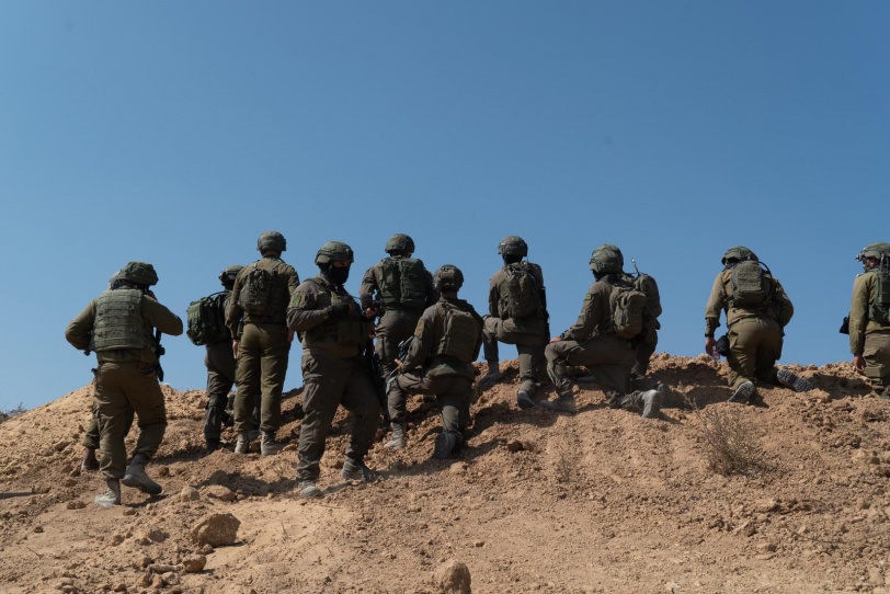 جيش الاحتلال يكشف عن نفق جنوب قطاع غزة