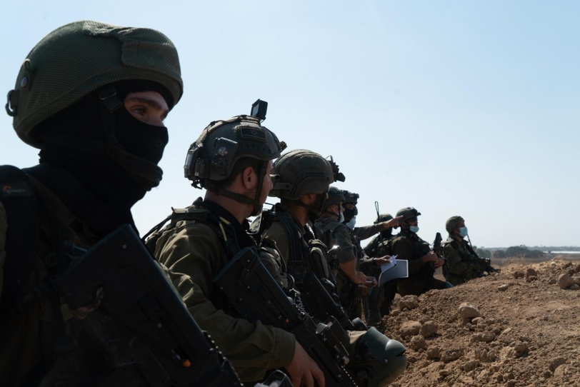 جيش الاحتلال يكشف عن نفق جنوب قطاع غزة