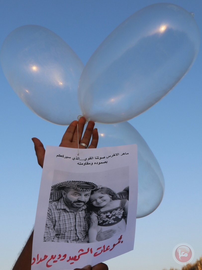 انفجارات قرب الحدود.. بالونات حارقة من غزة دعما للأسرى