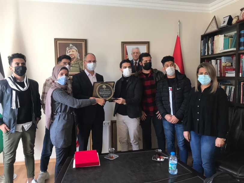 نادي شباب الأعمال الفلسطيني التركي يلتقي سفيرنا وأمين سر فتح