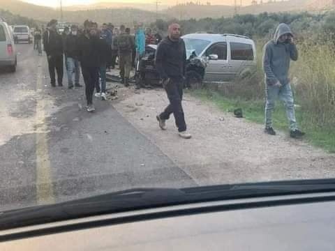 مصرع مواطن و4 اصابات في حادث سير غرب الخليل