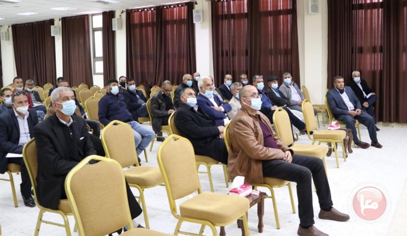 البكري يترأس اجتماع لجنة الطوارئ الموسعة في محافظة الخليل