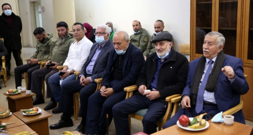 رابطة الجامعيين تستقبل مدير مخابرات محافظة الخليل