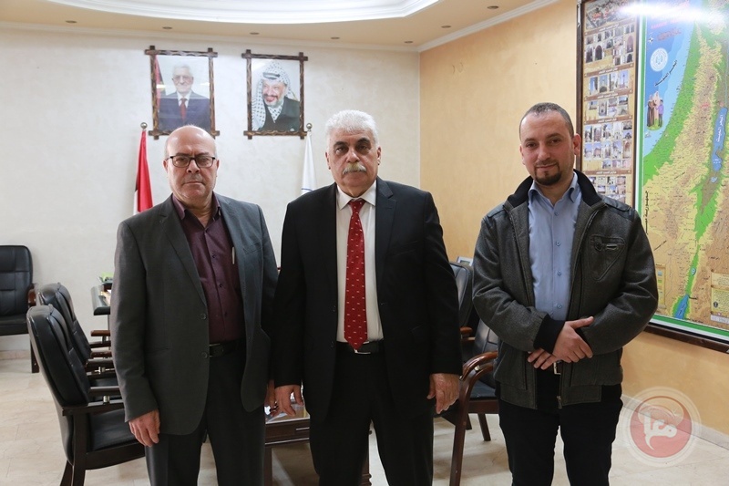 باحث من جامعة الأزهر بغزة يفوز بالمركز الأول ويحصل على جائزة المجتمع العلمي العربي