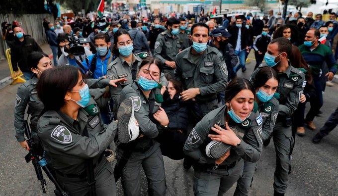 شاهد- الشرطة الاسرائيلية تعتدي وتعتقل متظاهرين ضد زيارة نتنياهو للناصرة