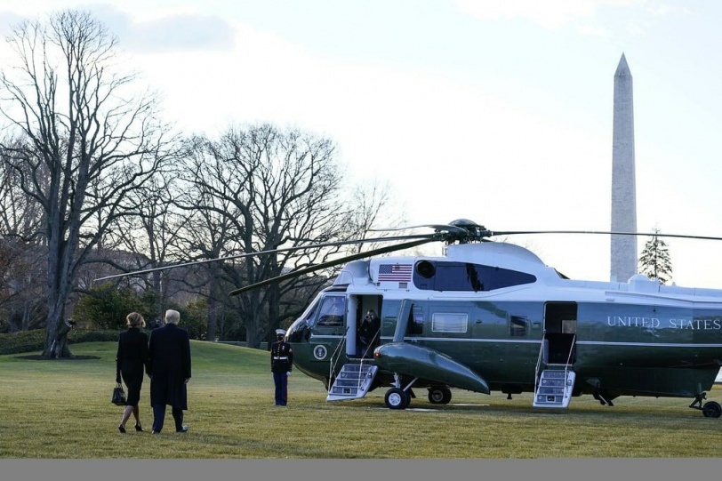 ترامب يغادر البيت الأبيض (صور)