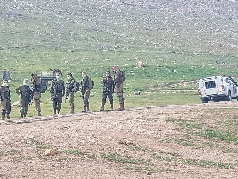 الاحتلال يدمر ويصادر عشرات الخيام والبركسات في الأغوار