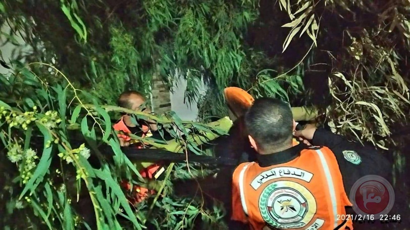 اصابة مواطن وأضرار نتيجة المنخفض الجوي بقطاع غزة