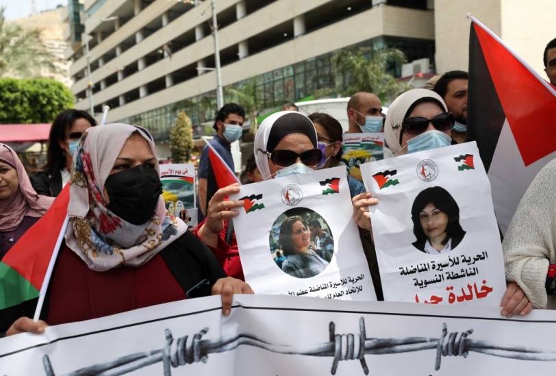 نابلس- العشرات يشاركون في اعتصام إحياء لذكرى يوم الأسير