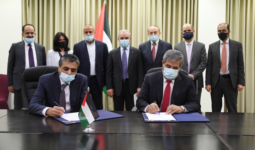توقيع اتفاقيات بـ 18 مليون دولار لدعم الإسكان بالقدس والتعليم والصحة بالضفة وغزة