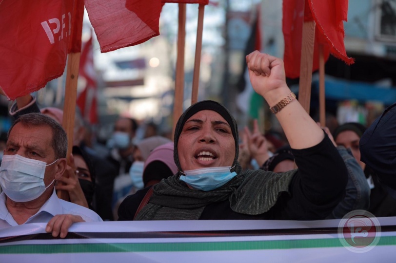 صور- تظاهرات حاشدة لأنصار الجبهة الشعبية تنديدا بتأجيل الانتخابات