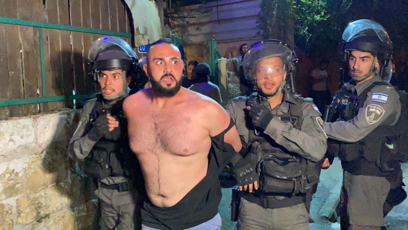 صور - اصابات واعتقالات في الشيخ جراح 