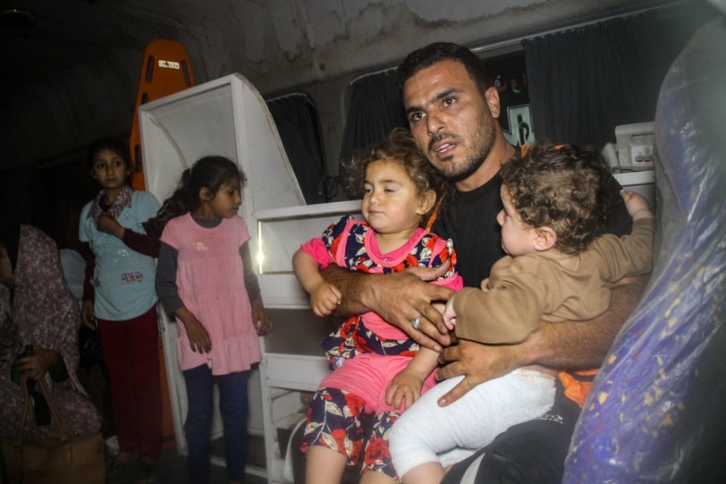 صباح دام في غزة... 10 شهداء بمخيم الشاطئ و4 شرق جباليا وقصف منازل