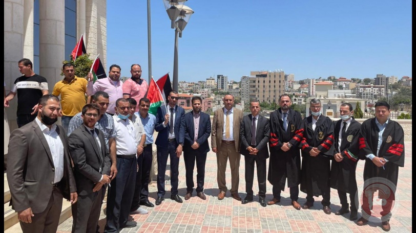 وقفة احتجاجية امام محكمة قلقيلية ضد جرائم الاحتلال