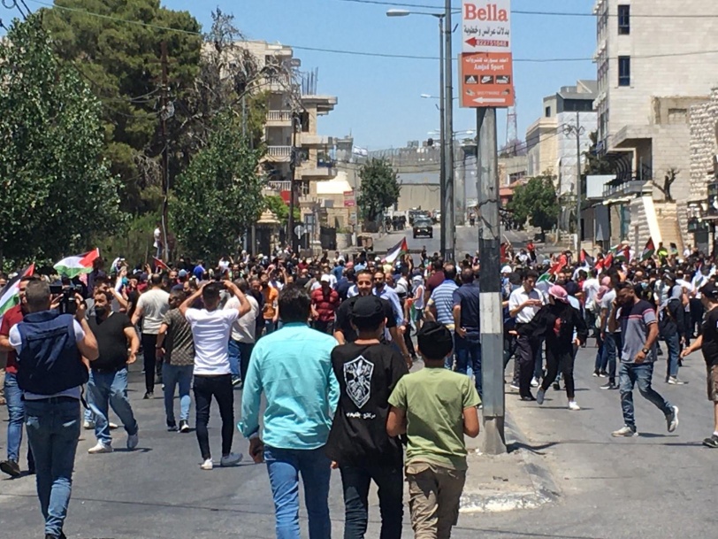 98 اصابة في مواجهات عنيفة مع الاحتلال عند المدخل الشمالي لبيت لحم