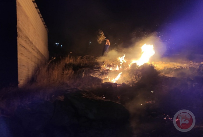 للمرة الثانية- مستوطنون يضرمون النار بأراضي جالود