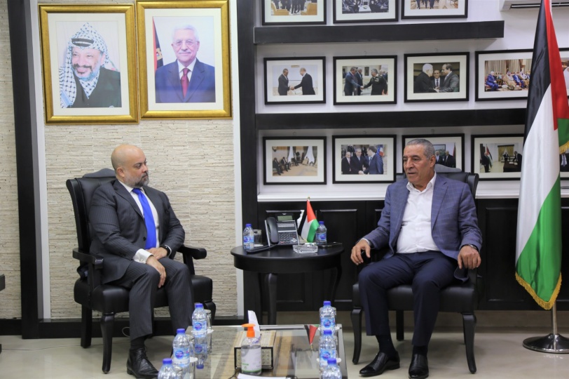  الشيخ يستقبل رئيس بعثة اللجنة الرباعية والقنصل الإيطالي العام