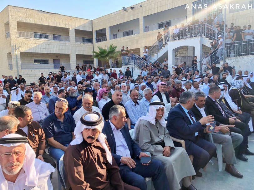عائلة بنات ووجهاء الخليل يقدمون اعتذاراً للشيخ داود الزير في بيت لحم