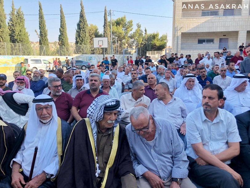 عائلة بنات ووجهاء الخليل يقدمون اعتذاراً للشيخ داود الزير في بيت لحم