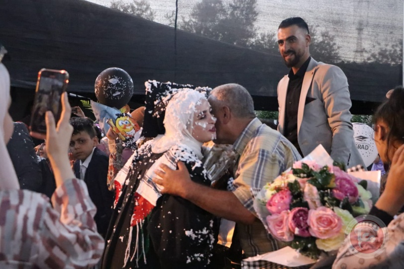 القدس المفتوحة بالخليل تحتفل بتخريج الفوجين الثالث والعشرين والرابع والعشرين "فوج الأغـوار