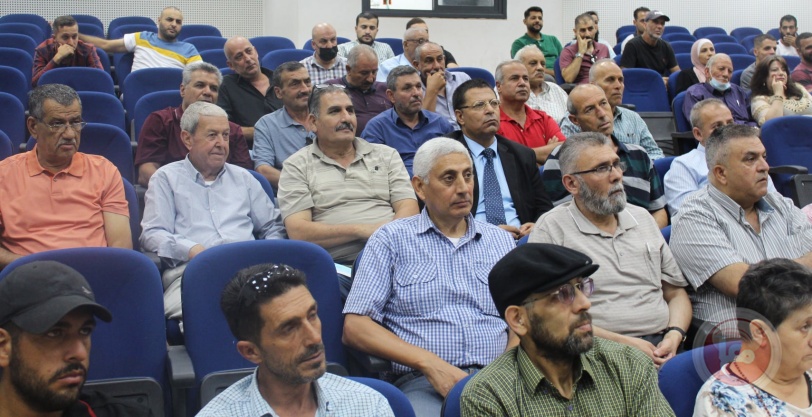 مؤسسات رسمية وأهلية تُطلق كتاب" منارات في الظلام" للأسير المحرر حسن الفطافطة