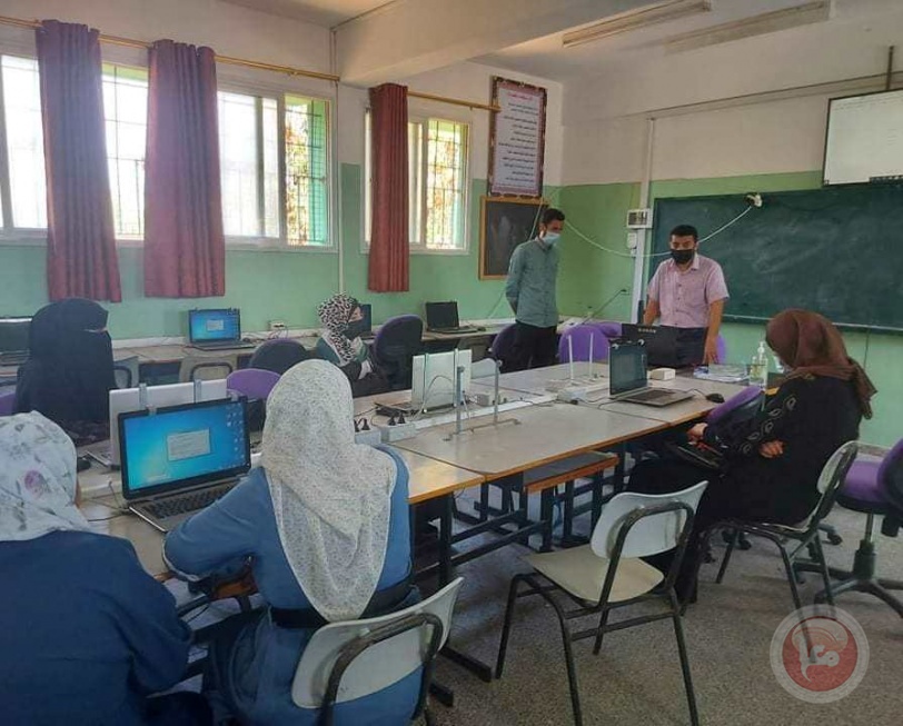 مدارس الوسطى تنظم لقاءات لأولياء الأمور حول الصفوف الافتراضية وال Gmail   