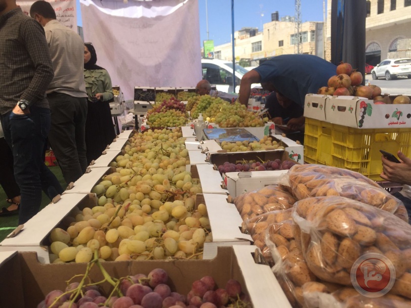 افتتاح سوق العنب والمنتجات النسوية الثالث في بيت لحم