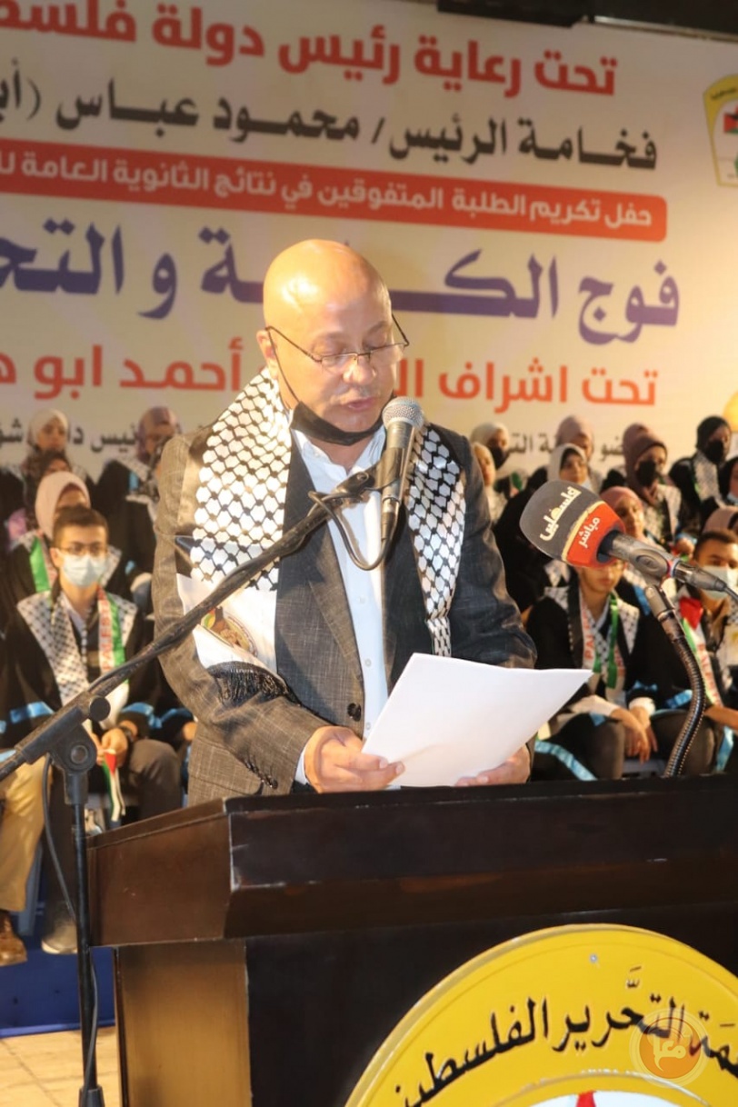 أبو هولي: القيادة لن تتعاطى مع الحلول الاسرائيلية "الأمن مقابل الاقتصاد"