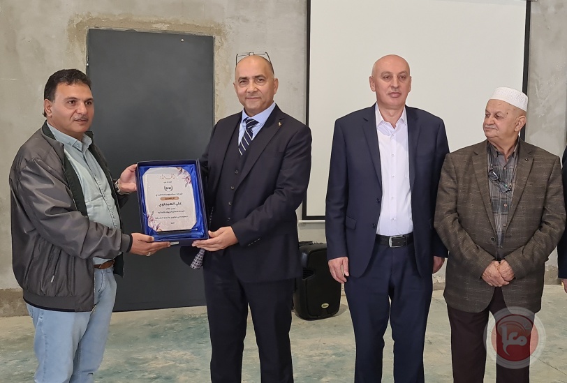 شركة الكردي تنظم زيارة لتجار الخليل الى شركة مصانع الزيوت النباتية في نابلس