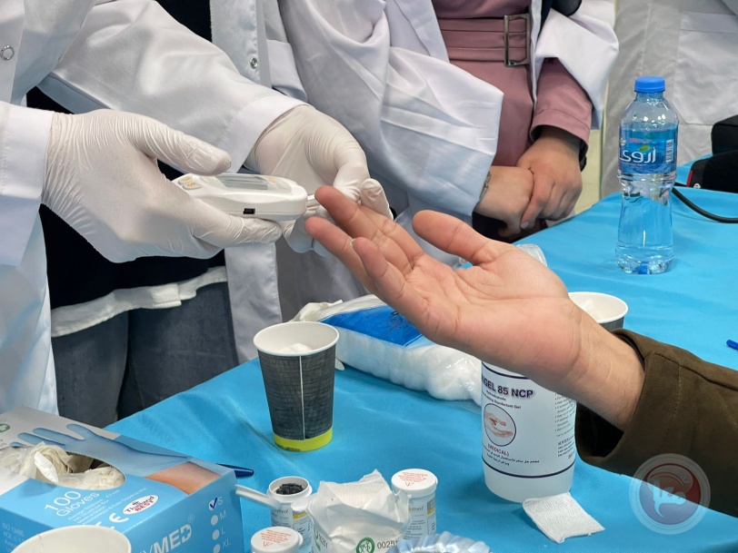 كلية الطب وعلوم الصحة بجامعة البوليتكنك  تنظم فعّاليات "نوفمبر الأزرق" 