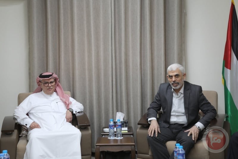 العمادي لـ حماس: قطر ما زالت عند وعدها بإعادة اعمار غزة