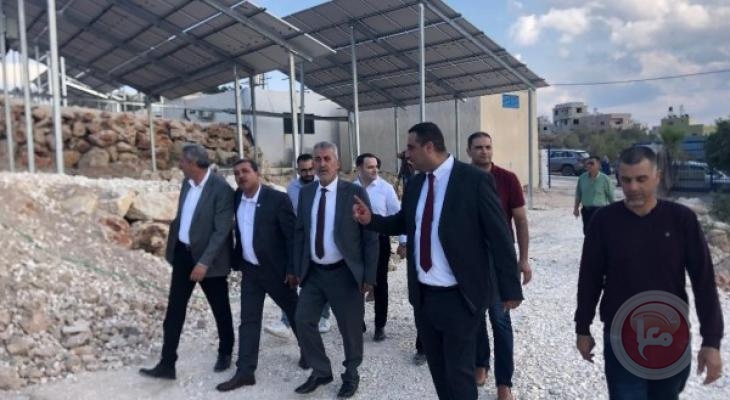 وزير الحكم المحلي يفتتح ثلاثة شوارع في مدينة خان يونس 