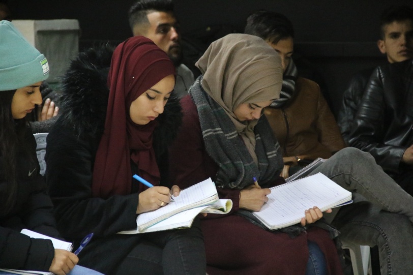قسم تكنولوجيا الإعلام في خضوري- العروب ينظم ورشة عمل حول صناعة الخبر الصحفي