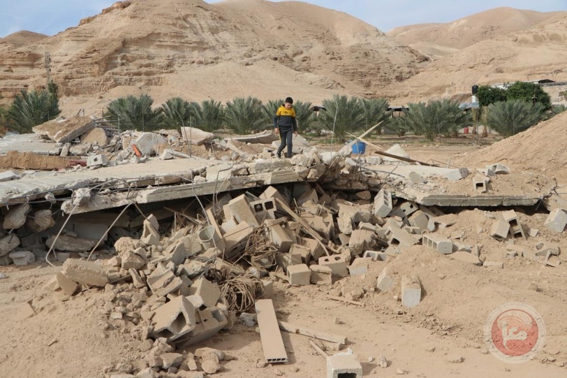 قوات الاحتلال تهدم منزلين قيد الإنشاء في أريحا