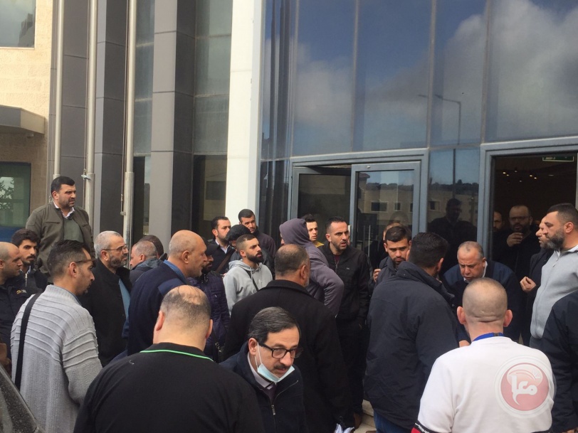 بيت لحم... وقفة دعم لقرارات شركة كهرباء القدس