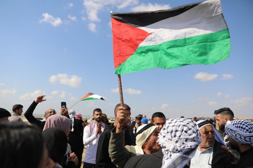 مئات المواطنين يحيون "يوم الأرض" في النقب