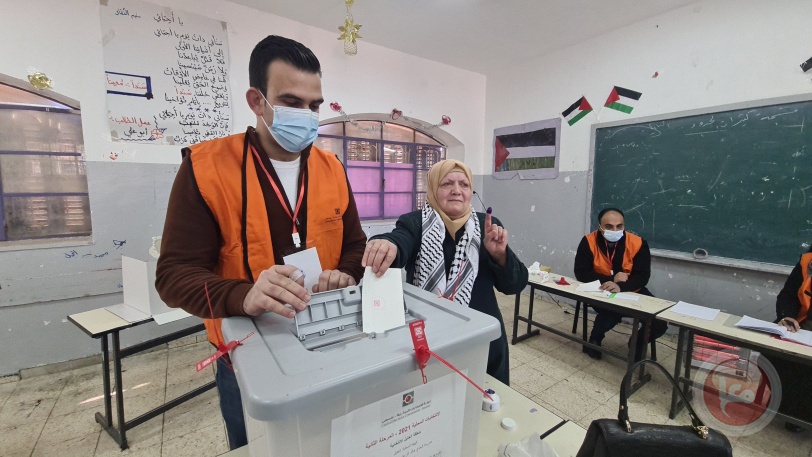 صور- اقبال ملحوظ على على صناديق الاقتراع في محافظة الخليل